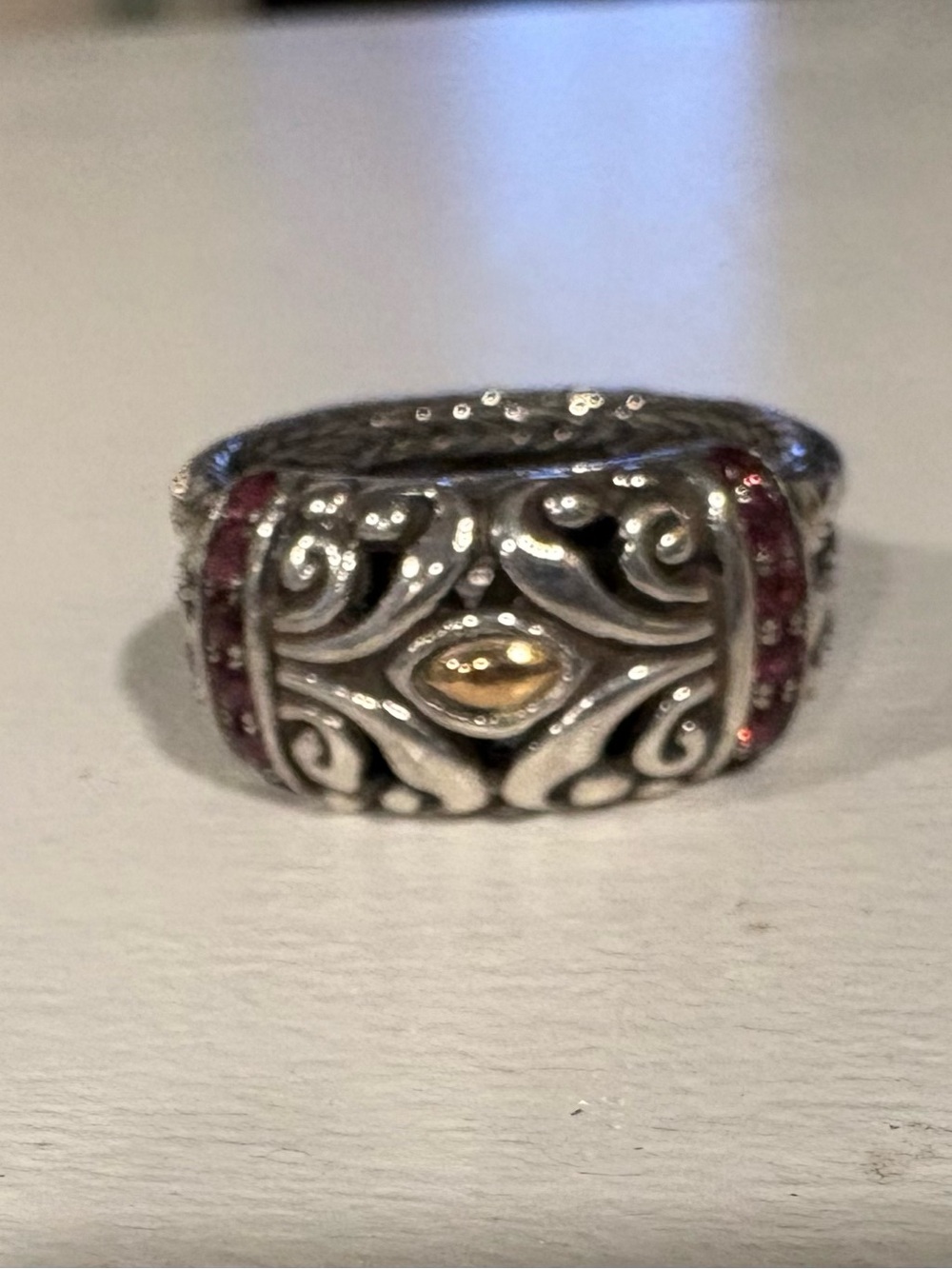 Robert Manse Silver Filigree Ring with Gold Accent featuring Garnets Size 7 - Picture 12 of 16